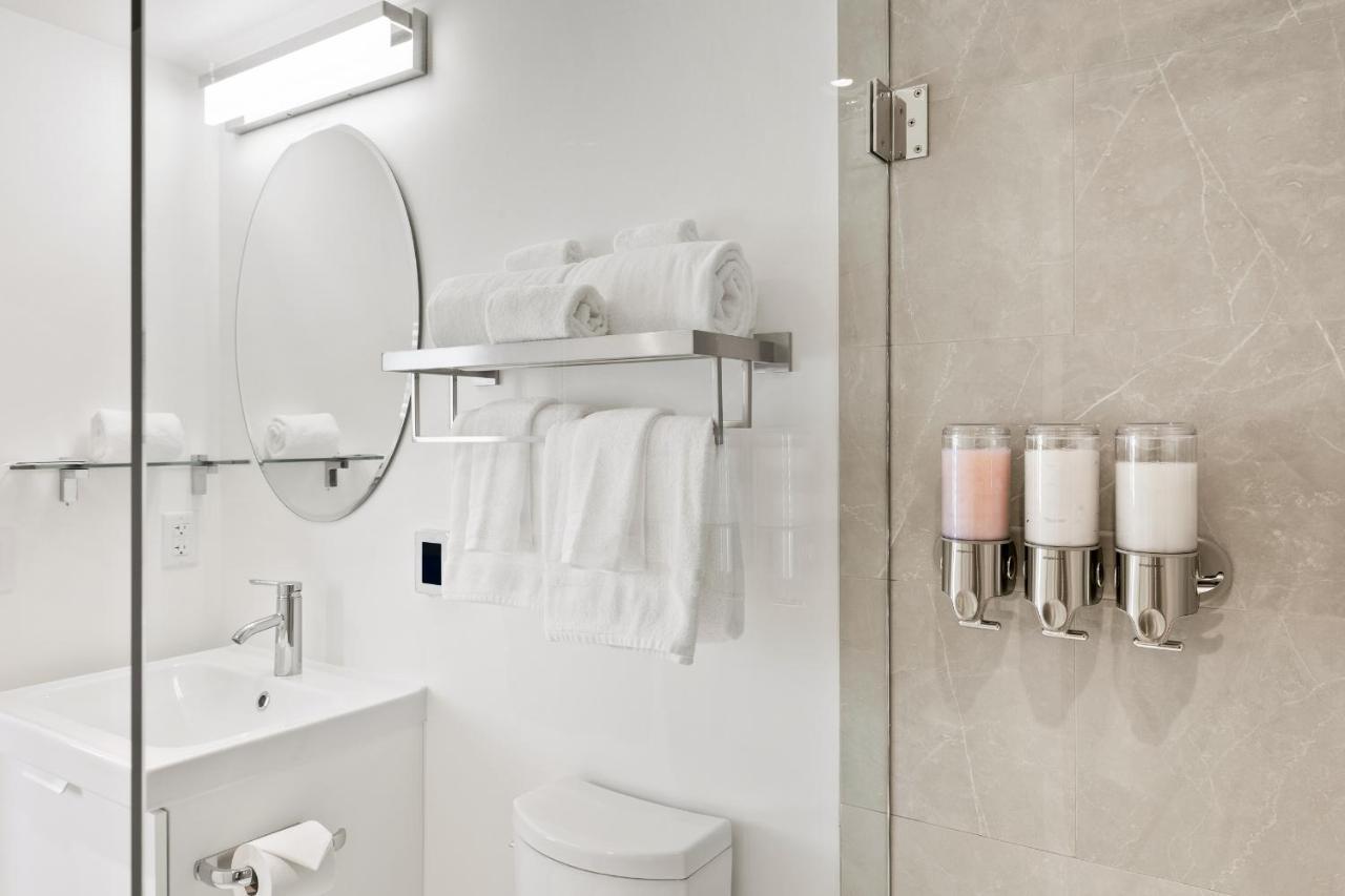 שרלוטסוויל Boutique Room Steps From Downtown Mall Rose Jean Room 3 מראה חיצוני תמונה