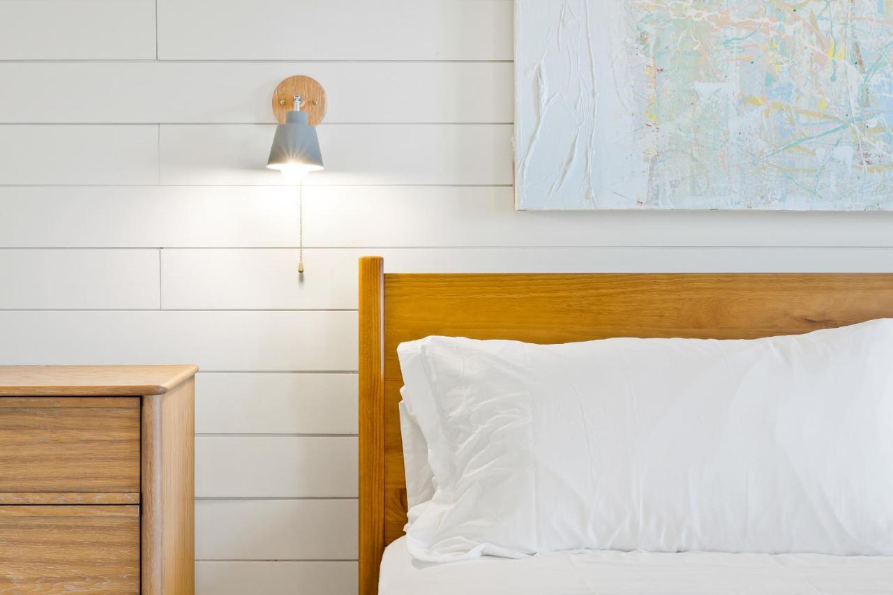 שרלוטסוויל Boutique Room Steps From Downtown Mall Rose Jean Room 3 מראה חיצוני תמונה